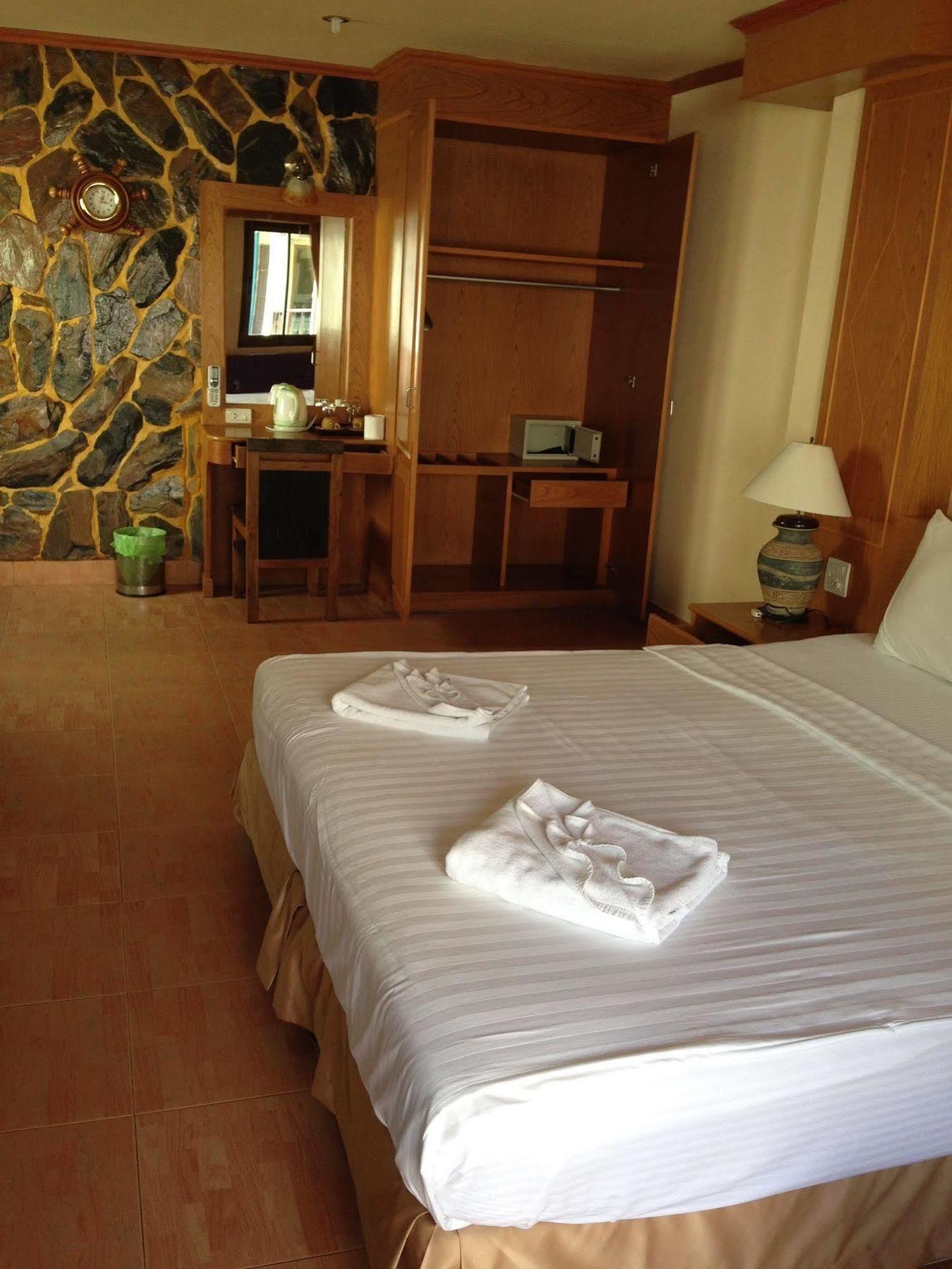 Hotel The House Patong Exterior foto